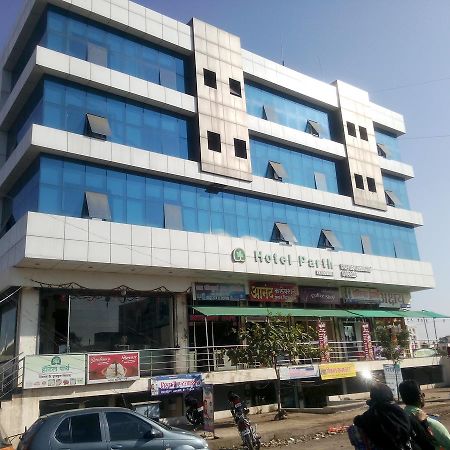Hotel Parth Executive Lātūr Esterno foto